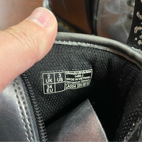 Girl’s Doc Marten Boots - Picture 10 of 10